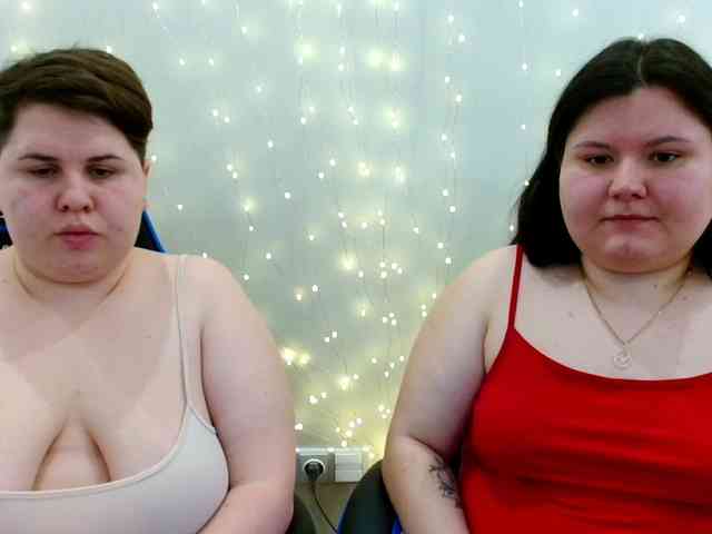 BeckyAndEllen webcam