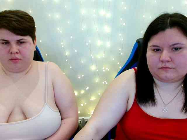 BeckyAndEllen webcam