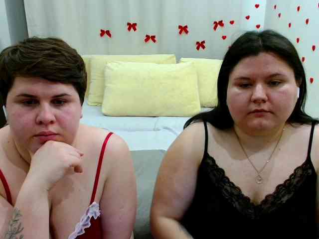 BeckyAndEllen webcam