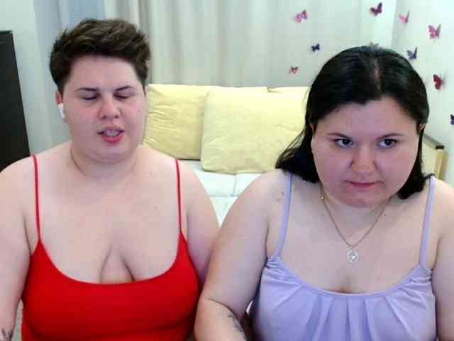 BeckyAndEllen webcam