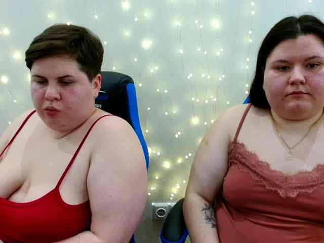 BeckyAndEllen webcam