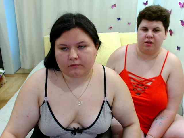 BeckyAndEllen webcam