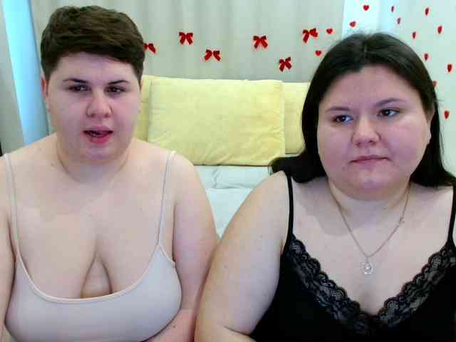 BeckyAndEllen webcam