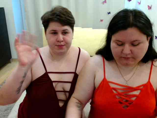 BeckyAndEllen webcam