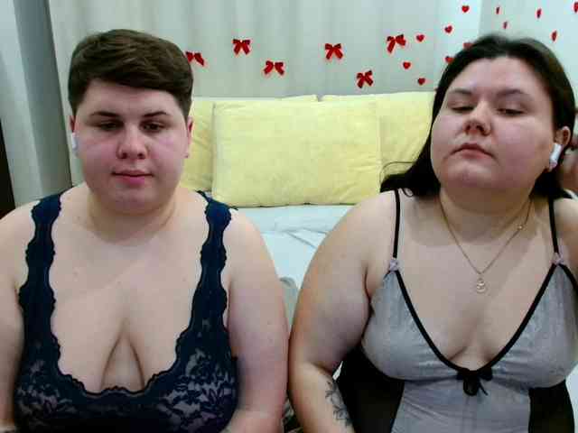 BeckyAndEllen webcam