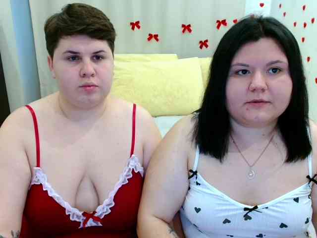 BeckyAndEllen webcam