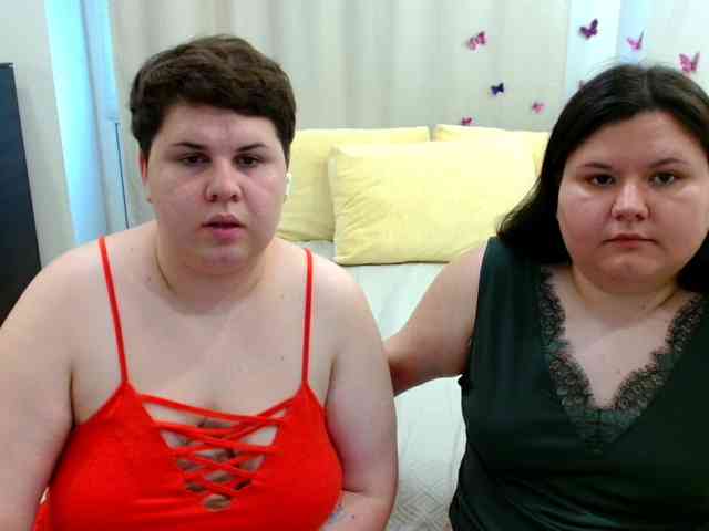 BeckyAndEllen webcam