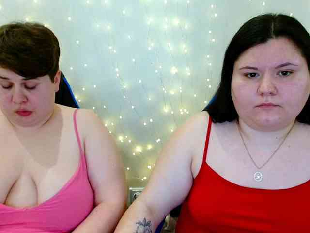 BeckyAndEllen webcam