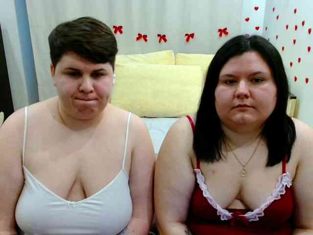 BeckyAndEllen webcam