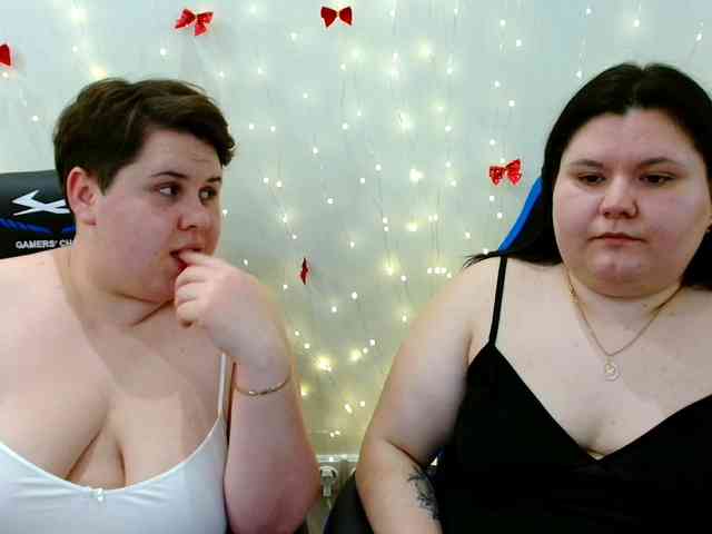 BeckyAndEllen webcam