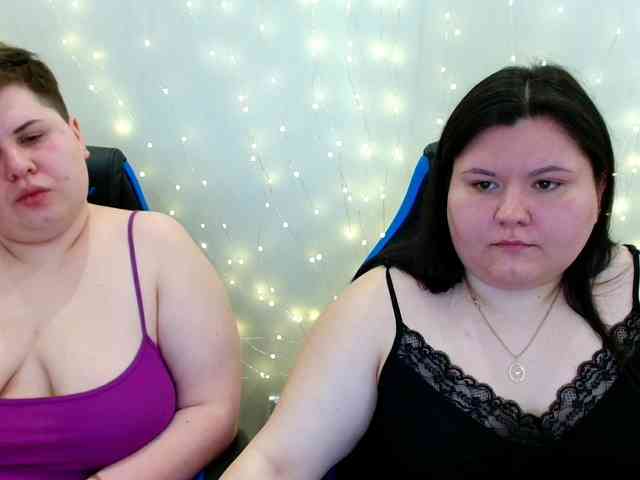 BeckyAndEllen webcam