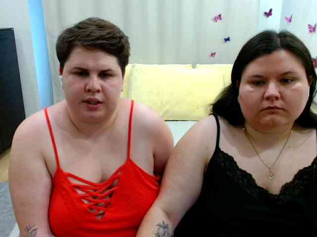 BeckyAndEllen webcam