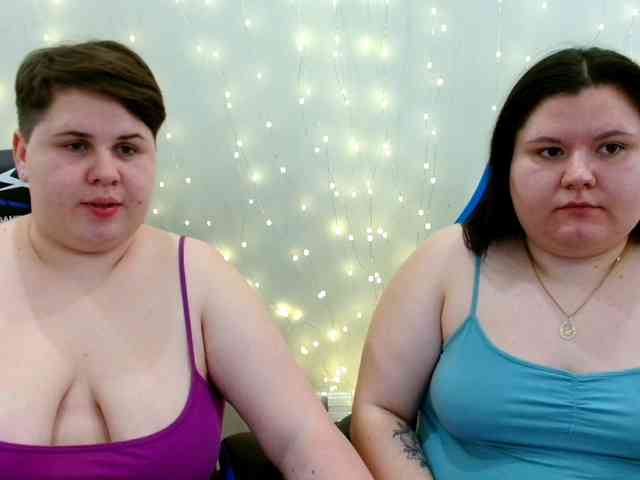 BeckyAndEllen webcam
