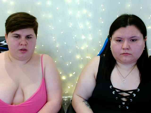 BeckyAndEllen webcam