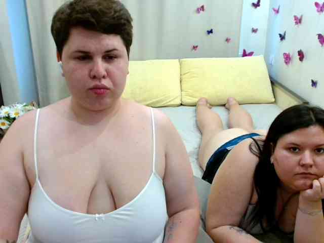 BeckyAndEllen webcam