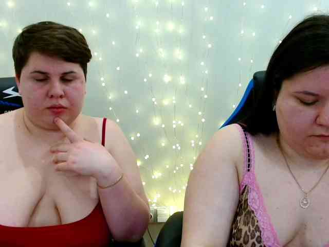 BeckyAndEllen webcam