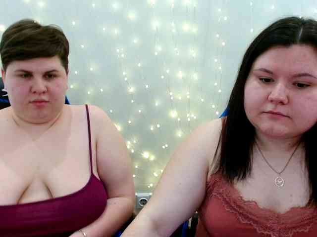 BeckyAndEllen webcam