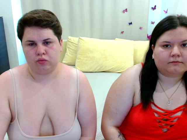 BeckyAndEllen webcam