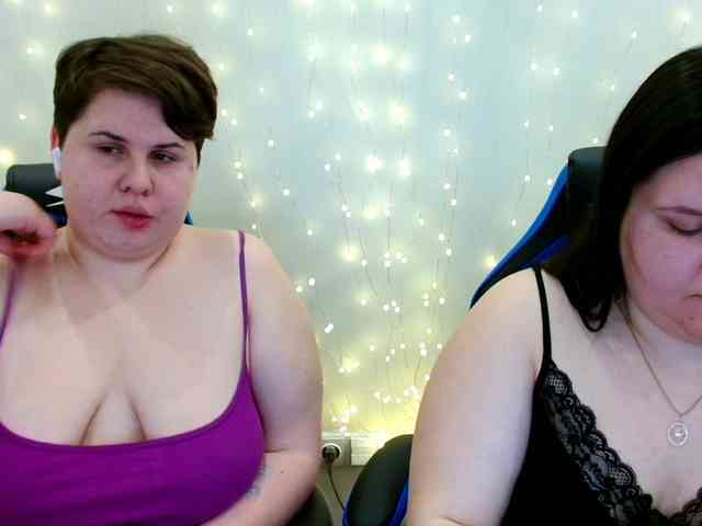 BeckyAndEllen webcam