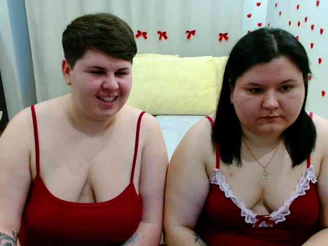 BeckyAndEllen webcam