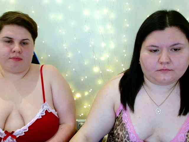 BeckyAndEllen webcam