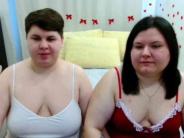 BeckyAndEllen webcam