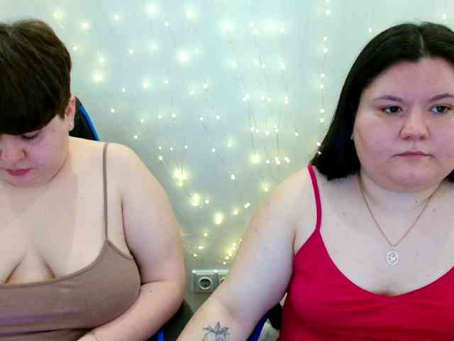 BeckyAndEllen webcam