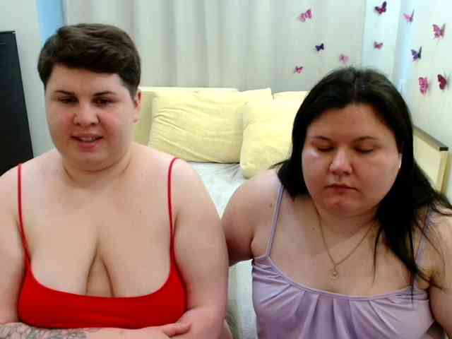 BeckyAndEllen webcam