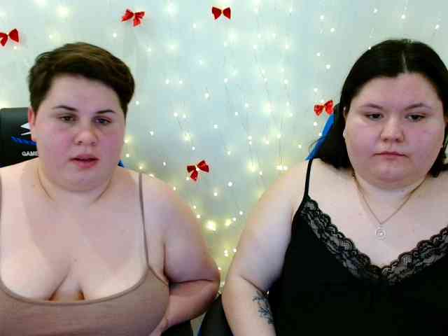 BeckyAndEllen webcam