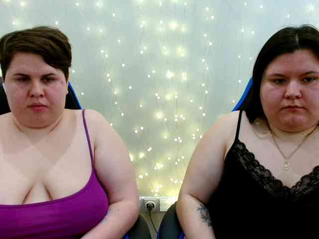 BeckyAndEllen webcam