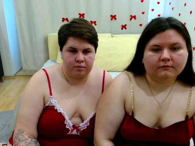 BeckyAndEllen webcam
