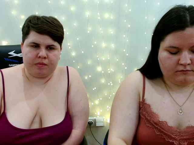 BeckyAndEllen webcam