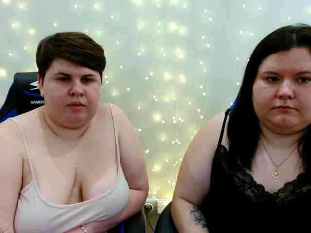 BeckyAndEllen webcam