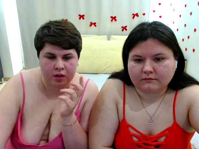 BeckyAndEllen webcam