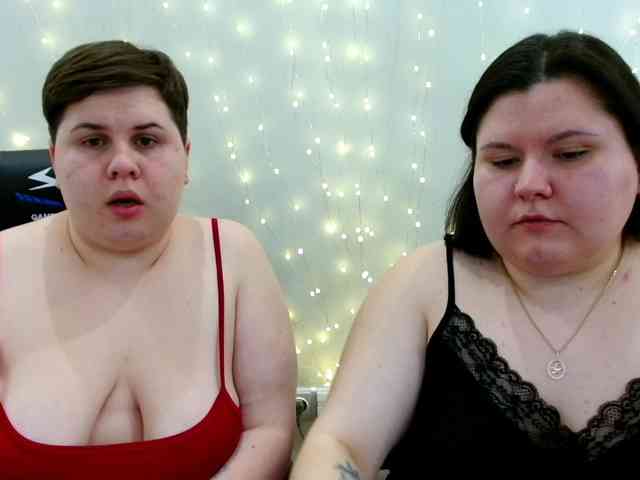 BeckyAndEllen webcam