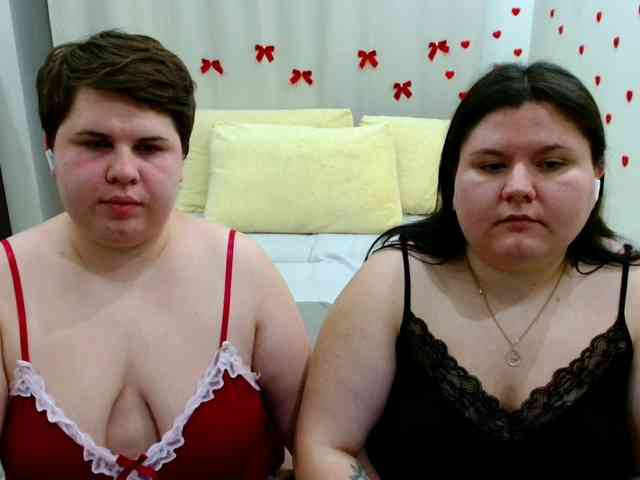 BeckyAndEllen webcam