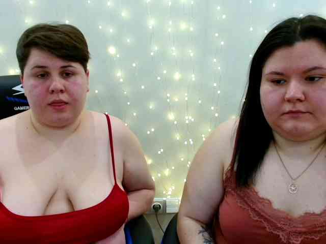 BeckyAndEllen webcam