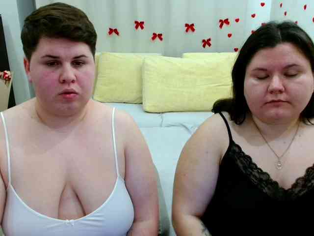 BeckyAndEllen webcam
