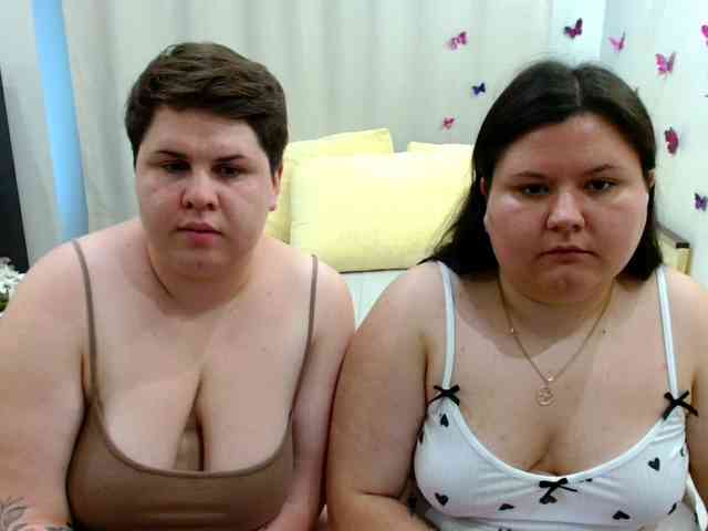 BeckyAndEllen webcam