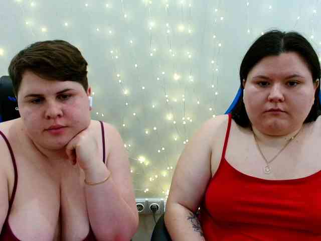 BeckyAndEllen webcam