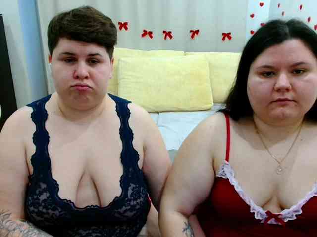 BeckyAndEllen webcam