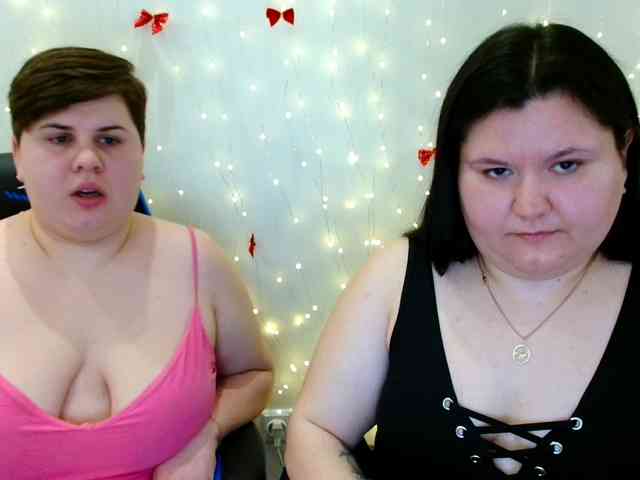 BeckyAndEllen webcam