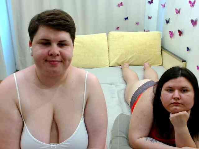 BeckyAndEllen webcam
