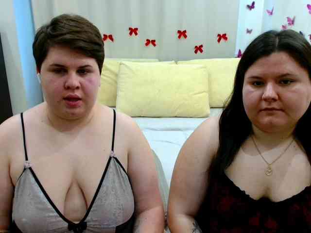 BeckyAndEllen webcam