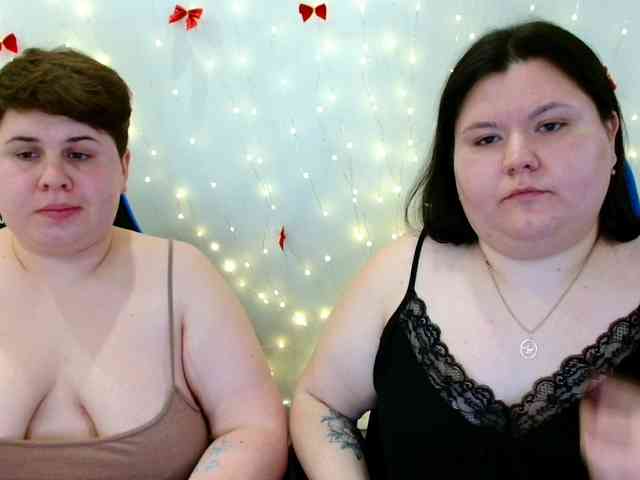 BeckyAndEllen webcam