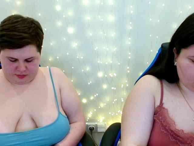 BeckyAndEllen webcam