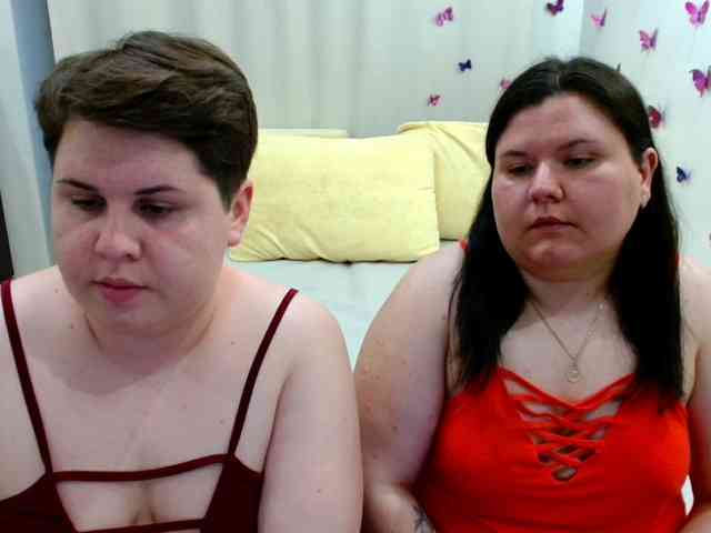 BeckyAndEllen webcam