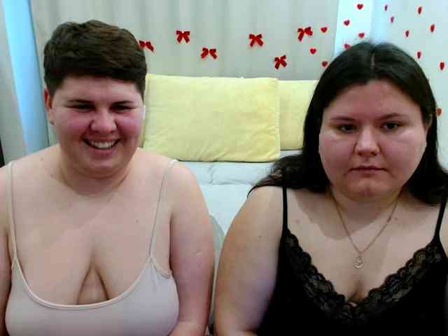 BeckyAndEllen webcam