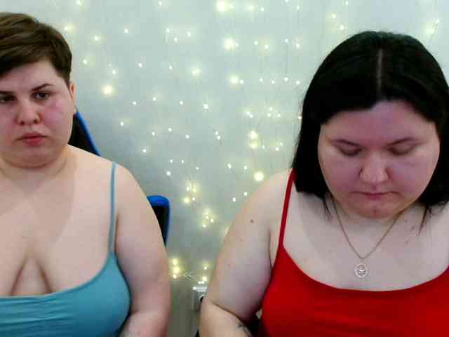 BeckyAndEllen webcam
