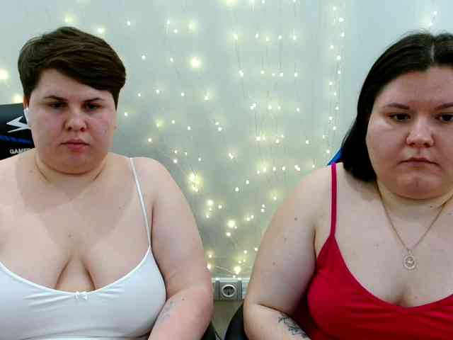 BeckyAndEllen webcam